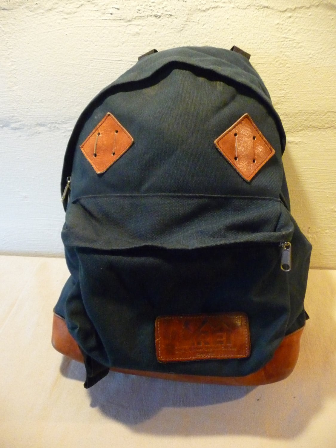REI Leather Bottom Backpack / Vintage REI Day pack with