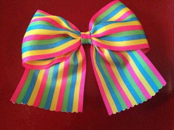 Items similar to Bows on Etsy