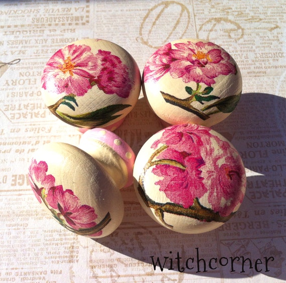 Wooden door knob made - Cherry Blossom - 45 mm - for drawers, wardrobes, bedside & kitchen cabinets