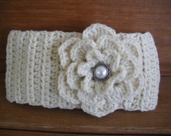 Crochet Headband Womens Headband Winter Fashion Accessories Women Earwarmer Headscarf in Ecru with Crochet Flower