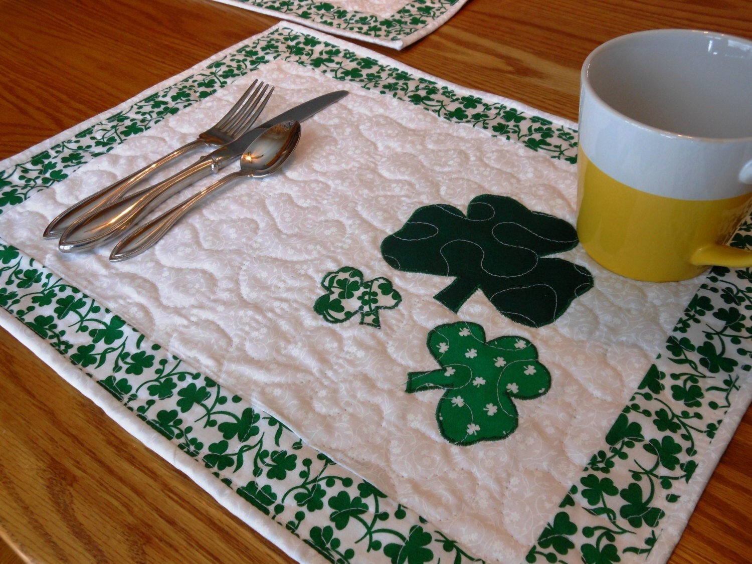 Seasonal Placemats Set 2 PDF Pattern