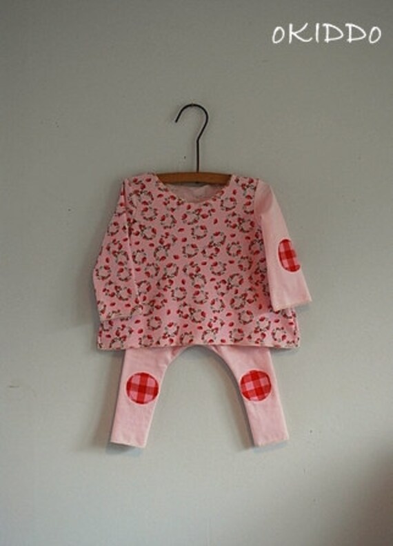 Items similar to Baby Girl Top Shirt and Leggings Set in Pink with
