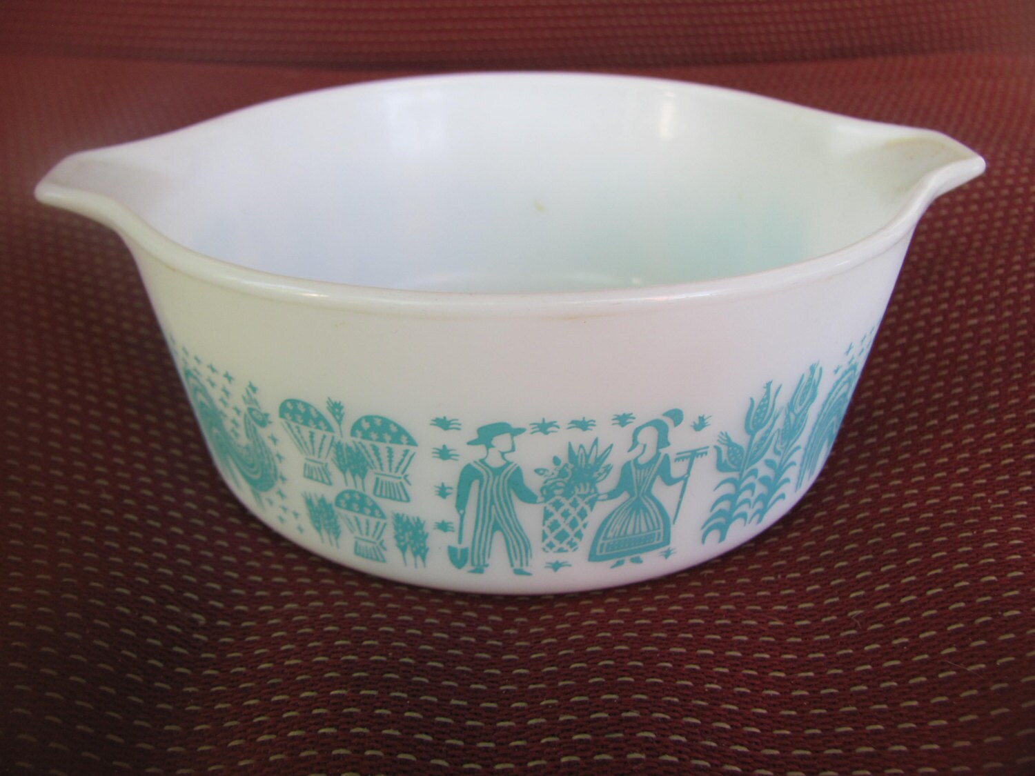 Vintage Pyrex Amish Farmer Pattern 1 1/2 Quart Baking Dish