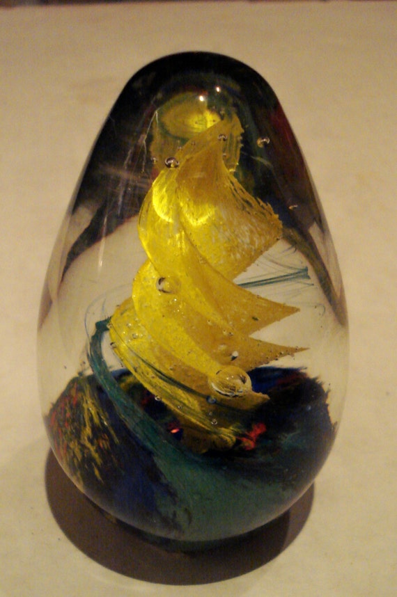 Art Glass Egg Shaped Paperweight Yellow Spiral Swirl Desk