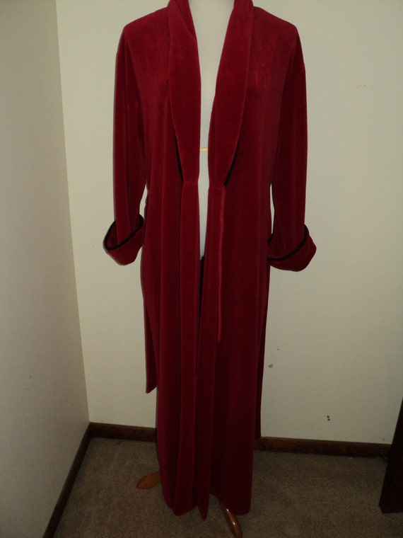 Vintage Retro RED VELVET ROBE Full Length Robe with black