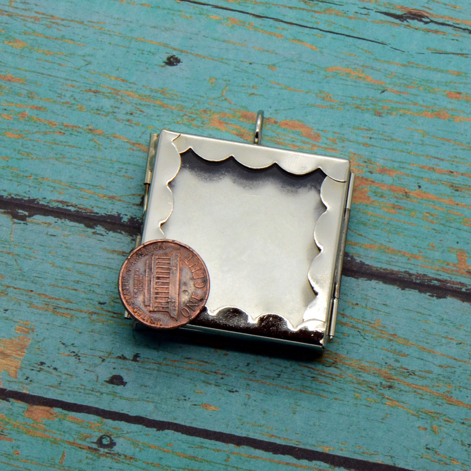 Scalloped Square Glass Shadow box Locket Pendant Charm Silver