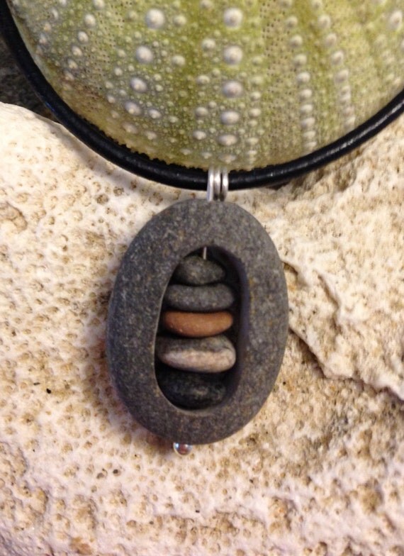 Beach stone jewelry carved beach stone with by Seasidebyarlene3