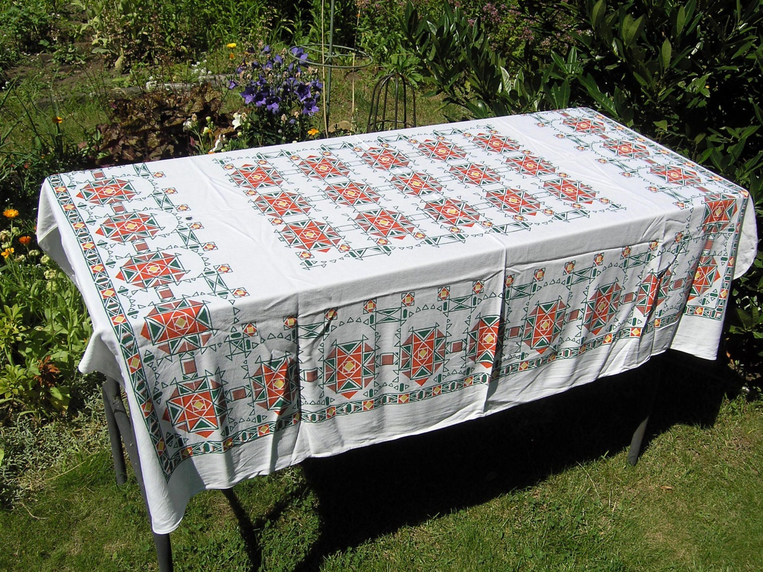 Vintage Tablecloth Large Retro Floral Tablecloth Vintage   Il Fullxfull.482861508 Pjpr 