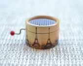 Music Box Eiffel tower Personalized with your melody