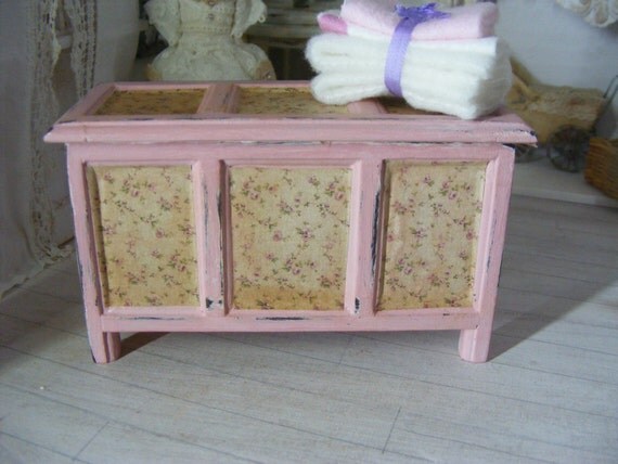 12th scale shabby chic blanket box with bundle of 12th scale shabby chic blanket box with bundle of