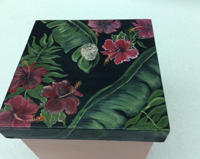 Hibiscus adorn this Solid Wood Box with Lid and Glass Knob on Top.