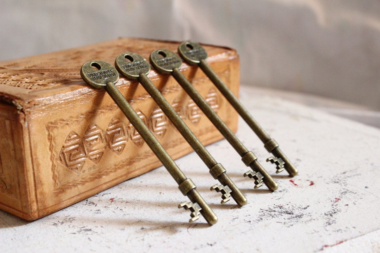 10 Extra Large skeleton key Giant 3.55'' Double sided