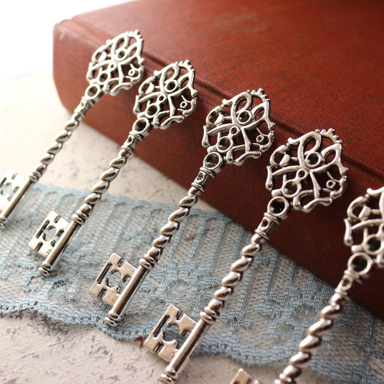 Large Antique Silver Skeleton keys Steampunk Supplies Wedding