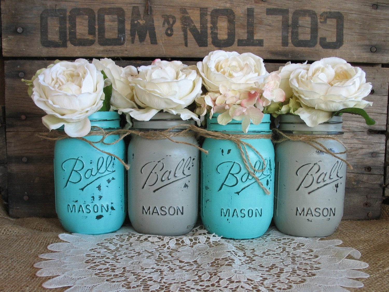 SALE Set of 4 Pint Mason Jars Ball jars Painted Mason