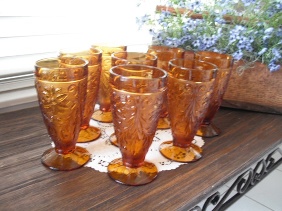 footed tea glasses
