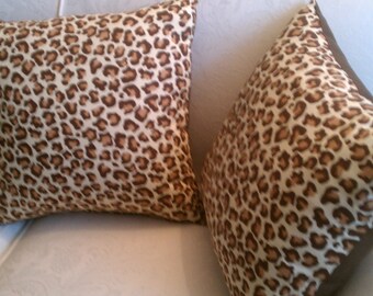 Brown & Beige Cheeta Print Decorator Throw Pillow