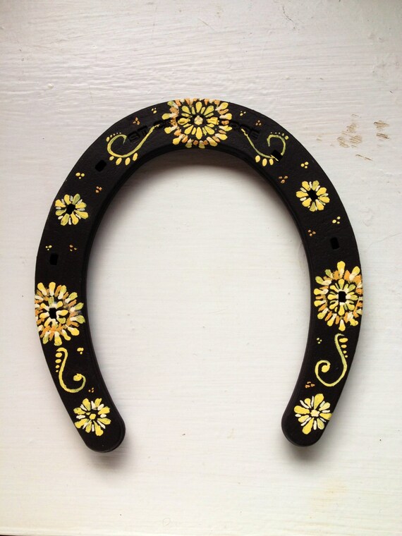 Items similar to Handpainted Horse shoes on Etsy