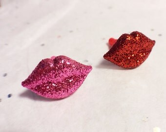 Kiss Me cell phone charm, dust plug charm
