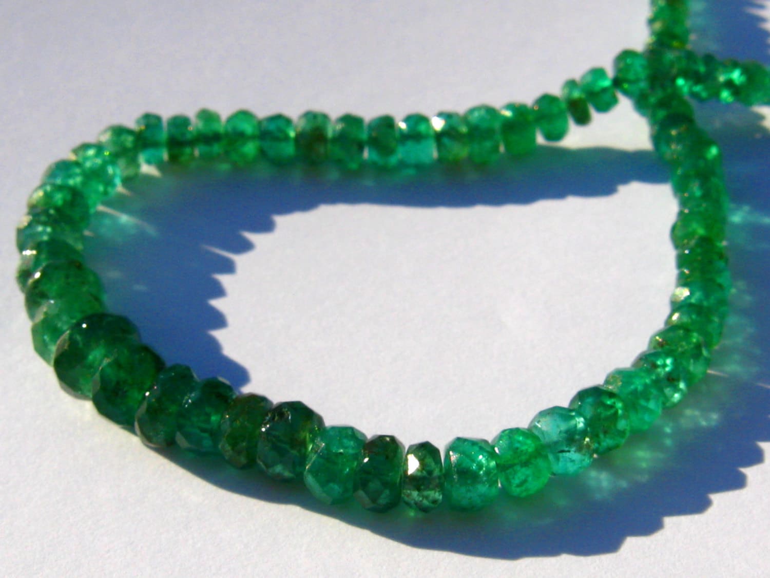 Pure Emerald bracelet with intense green color natural 748