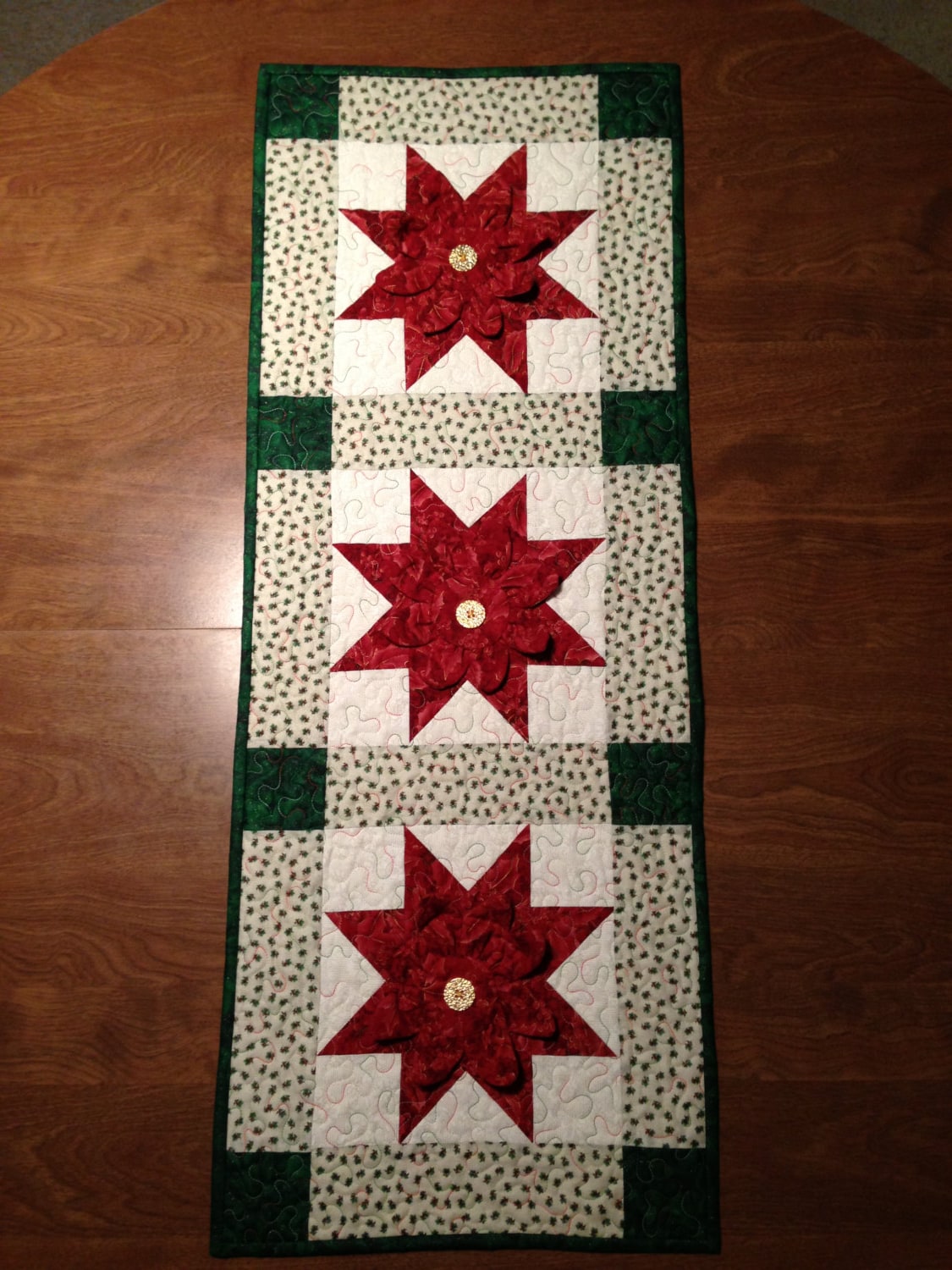 Poinsettia Star Quilted Christmas Table Runner