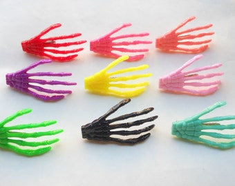 20pcs skeleton hand hair clips Mixed colors