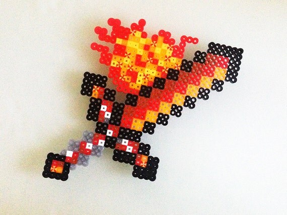 Articles similaires à Épée de feu de Minecraft avec Perler Beads sur Etsy