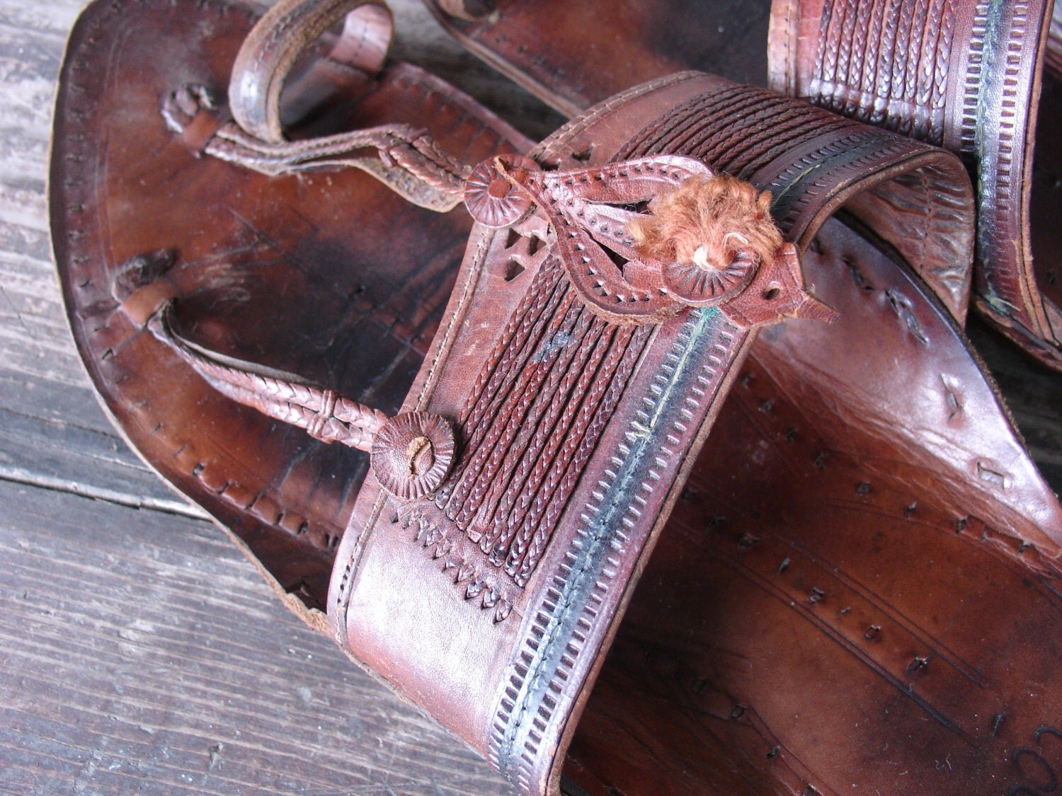 branded leather chappal