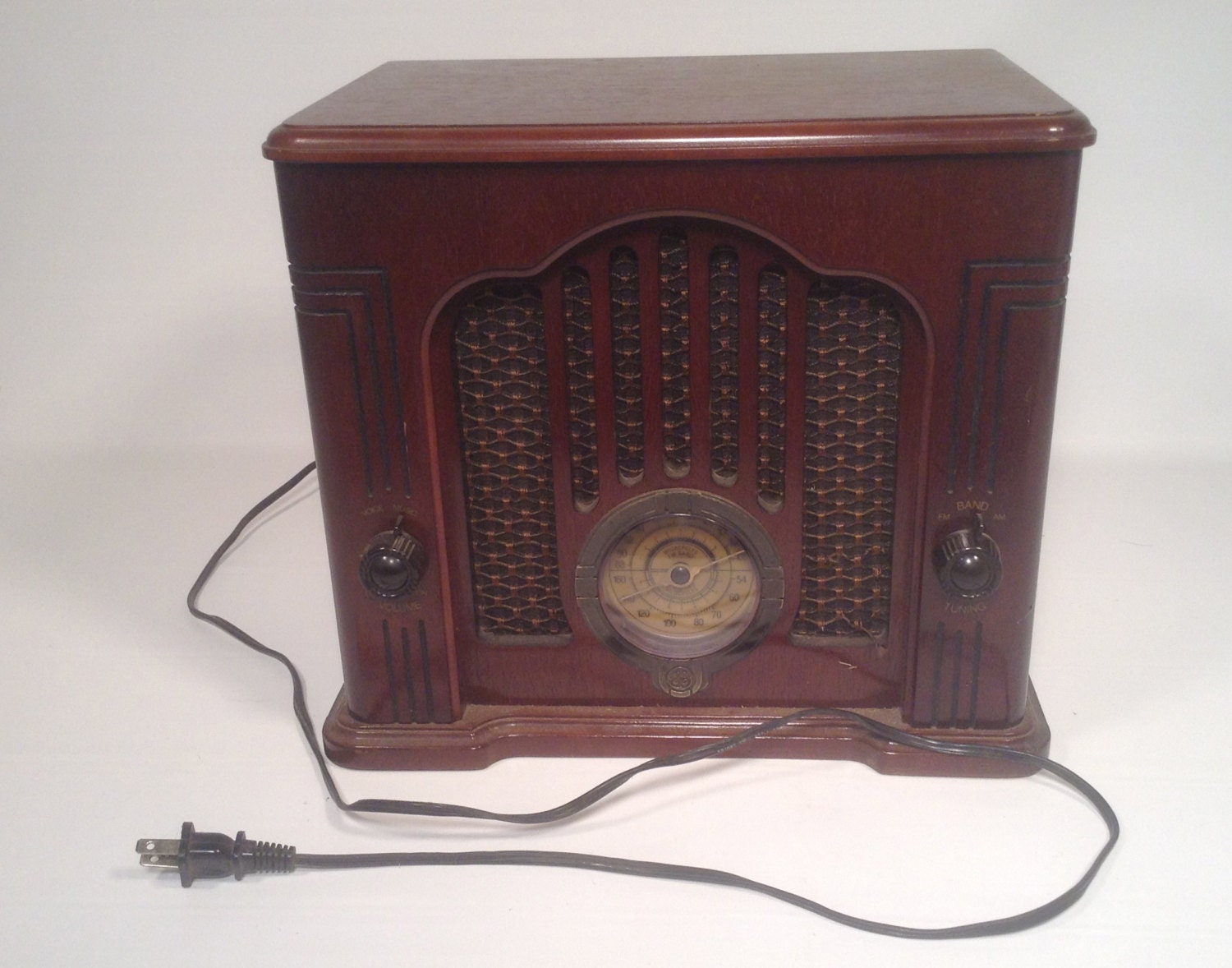 GE Model 74135A Classic AM/FM Radio Cassette Tape Player