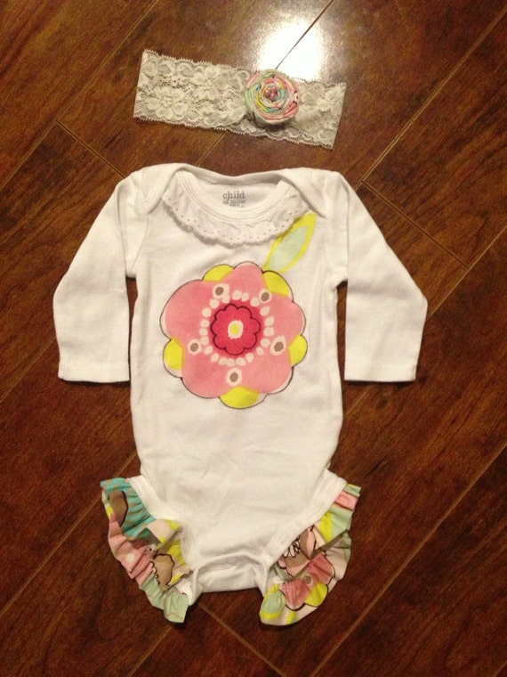 Items similar to 2 piece flower and ruffles onsie and headband set on Etsy