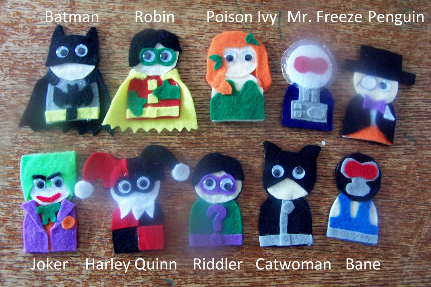 Batman Finger Puppets Pattern & Tutorial
