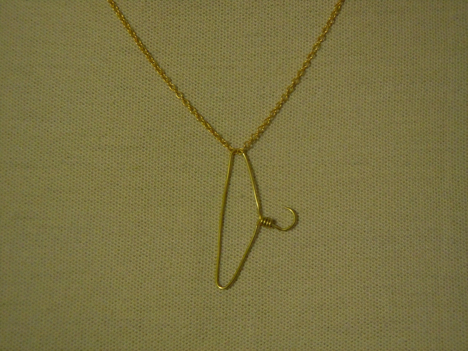 Necklace Coat Hanger Gold
