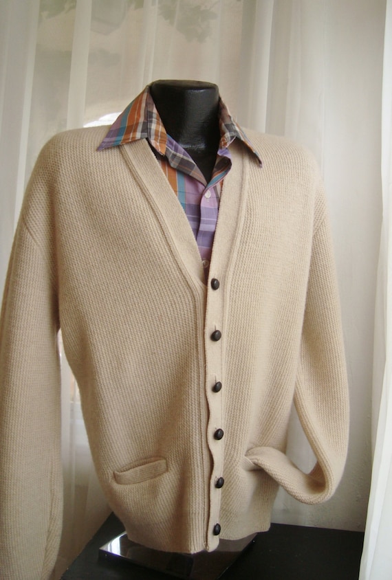 Men's Cream Colored Lambs Wool Cardigan Sweater Size