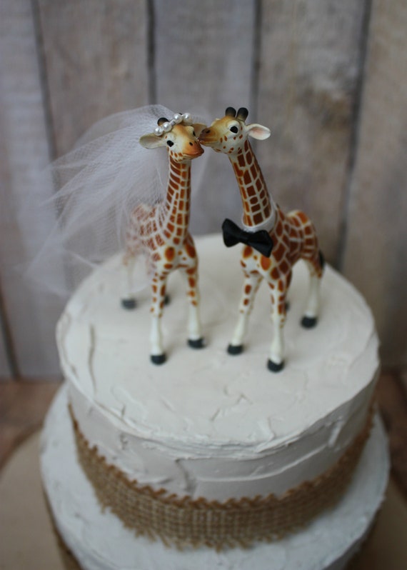 Animal themed wedding cakes