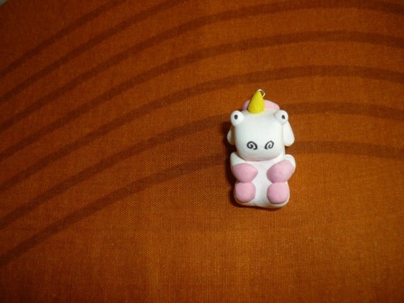 despicable me unicorn keychain