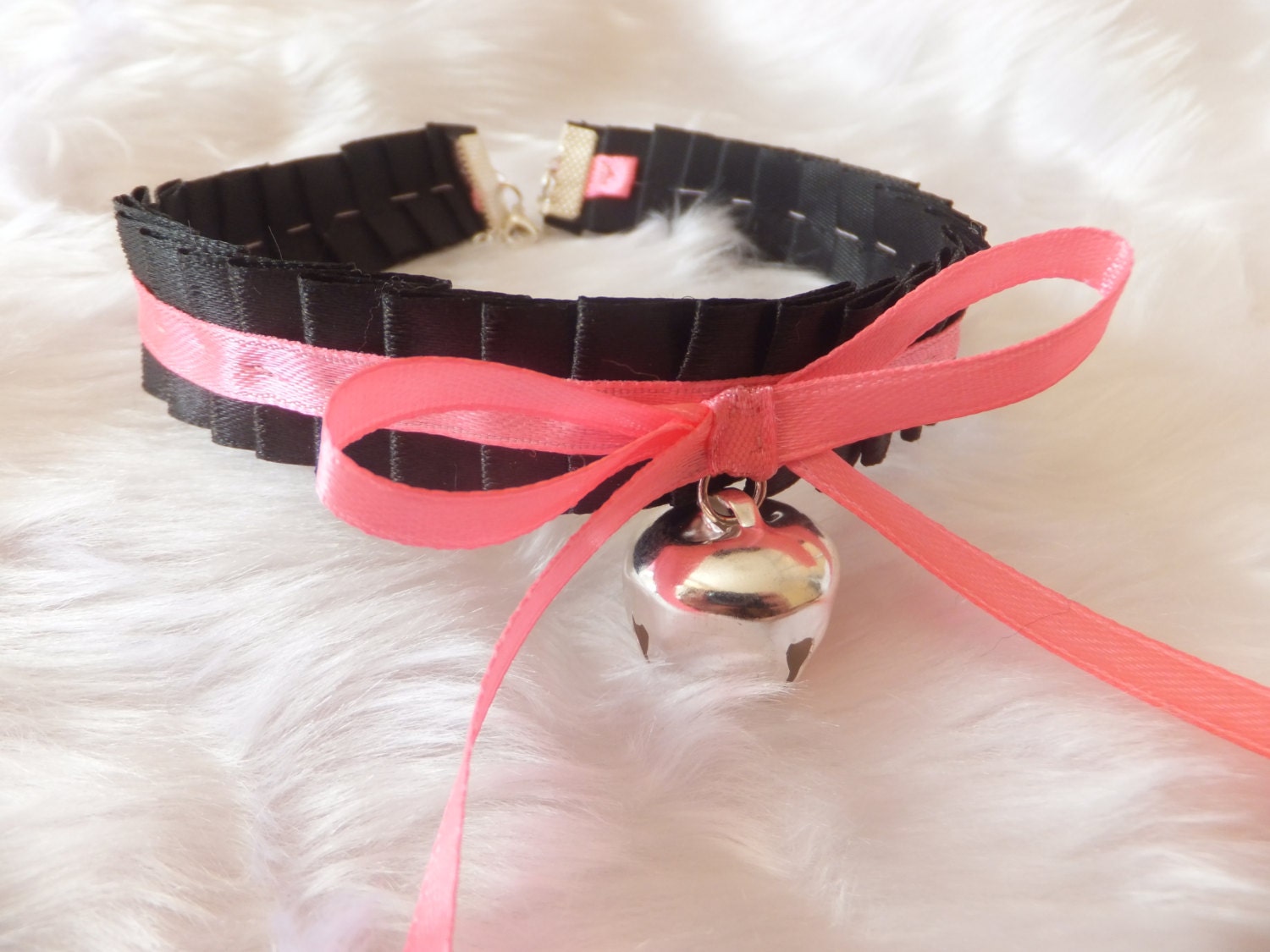 Black Ruffled Pink Ribbon Cosplay Anime Maid Choker Cat Bell