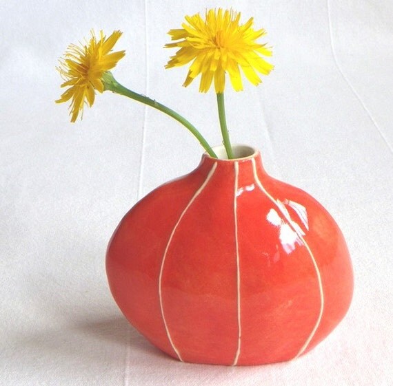 Pottery bud vase. Simple round shape. Small by krikriceramics