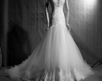 White Ivory Lace Mermaid Fishtail Wedding Dress for Brides in Plus Size