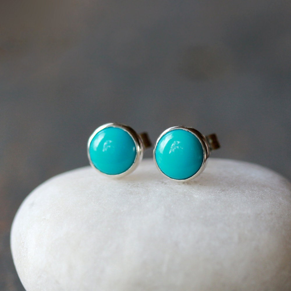 Серьги с бирюзой «Калюмет». Turquoise stud Earring. Сильный бирюзовый. Бирюзовые сережки у малыша.