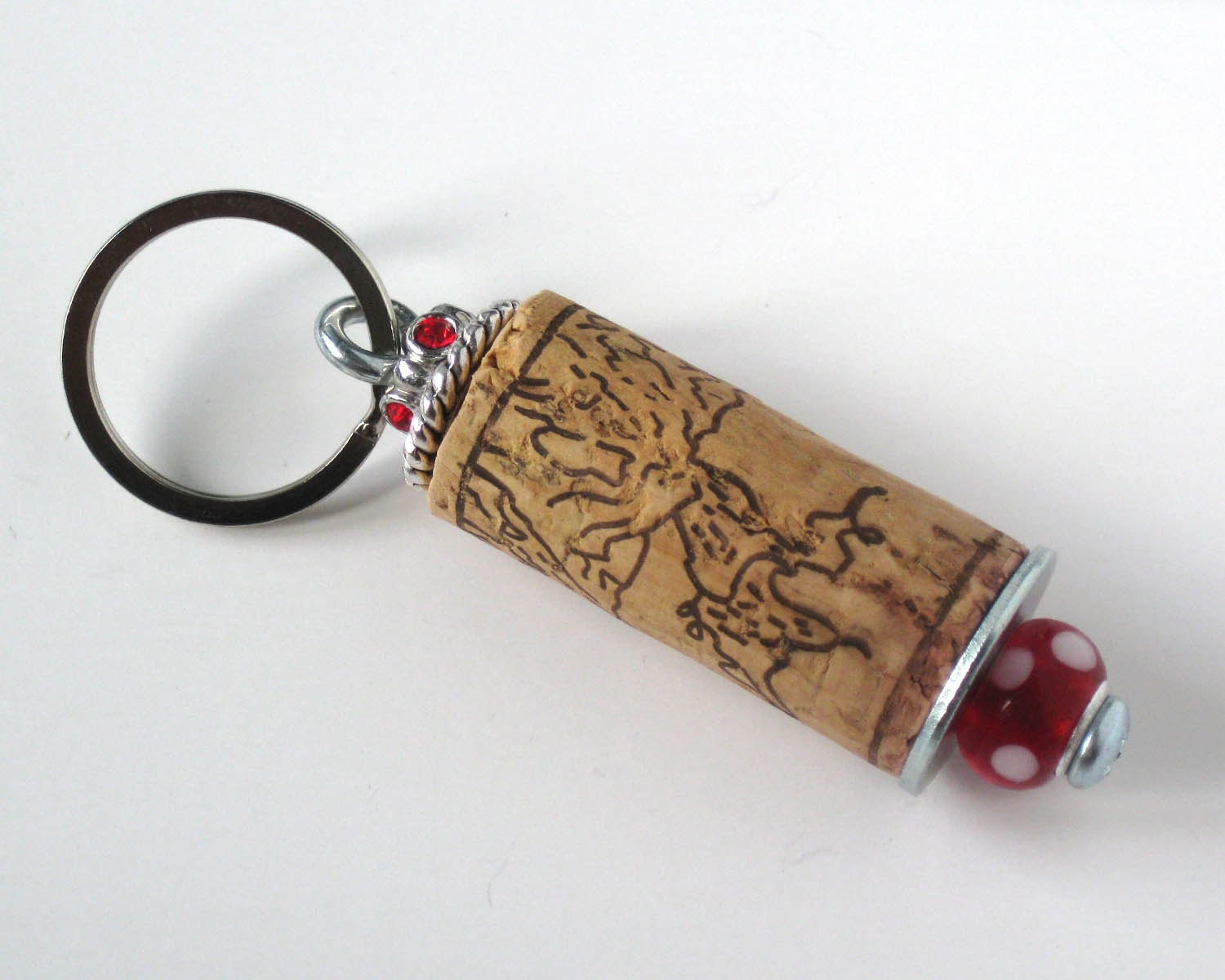 Wine cork keychain // Keychain with bead // Cork by lizkingdesigns