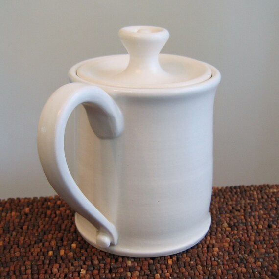 Lidded Mug for Steeping Tea Lime Green Covered by KarinLorenc