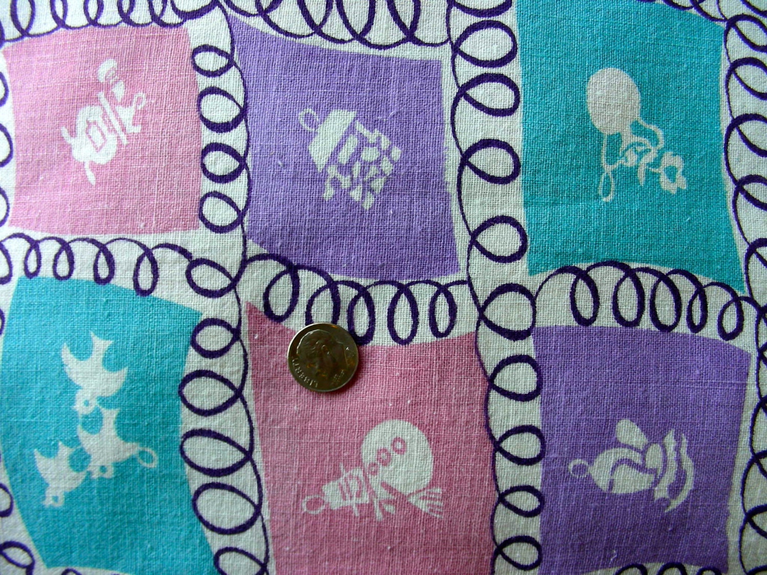 Vintage Feedsack Cotton Fabric ADORABLE Novelty Feedsack
