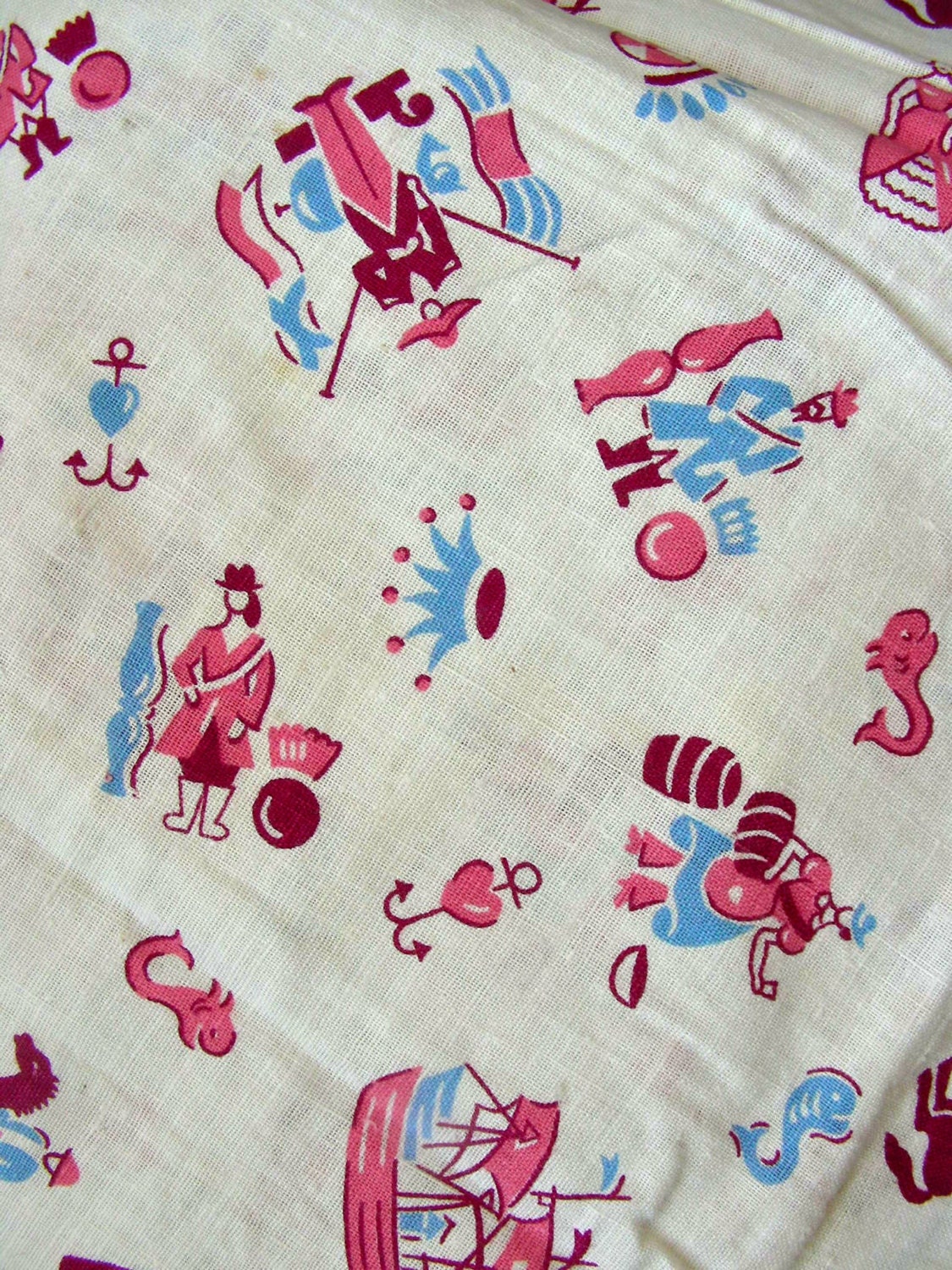 Vintage Feedsack Cotton Quilting Novelty Fabric // STILLaSACK