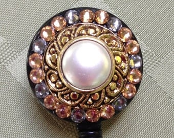 Queen Karen NG - Retractable ID Badge Lanyard Reel