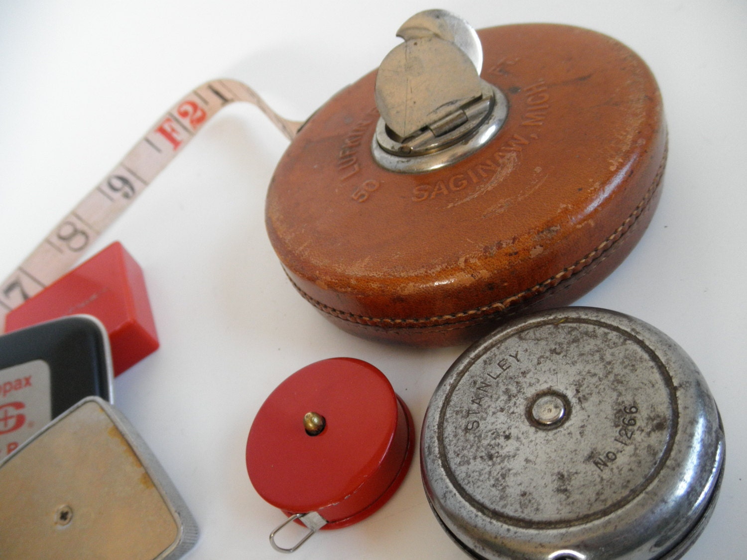 Vintage Tape Measures. Tape Measure Collection. Six Assorted