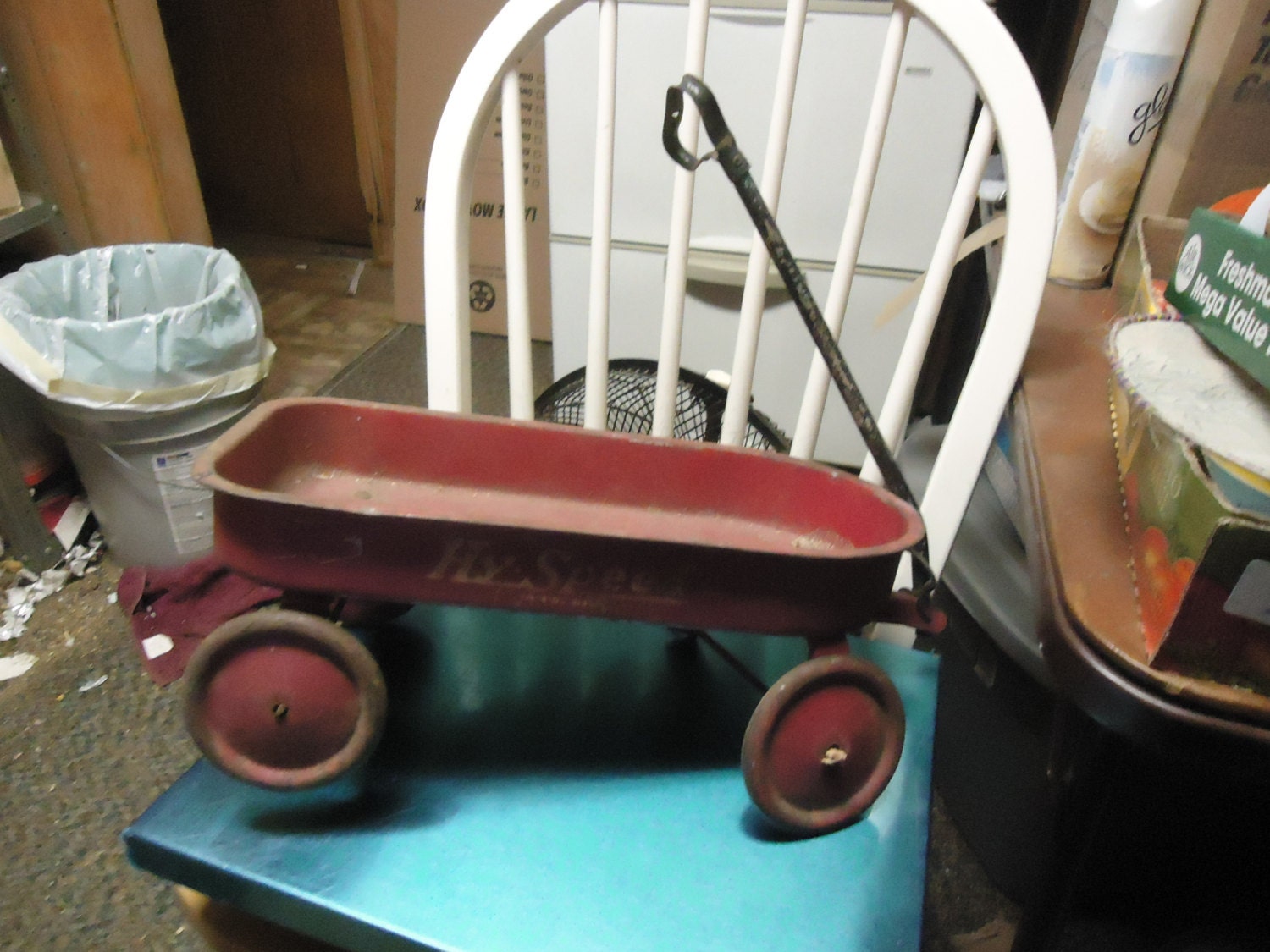 Vintage Hy Speed metal toy wagon misisng wheel great for