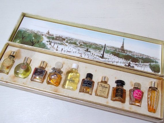  Les Meilleurs Parfums De Paris  Original Box with French