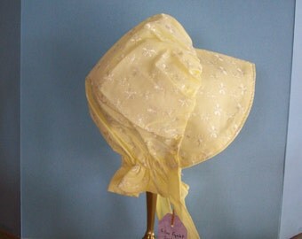 Sunbonnet Infant 6-12 months-Yellow Eyelet Prairie Style--Last One in this fabric--Clearance Sale