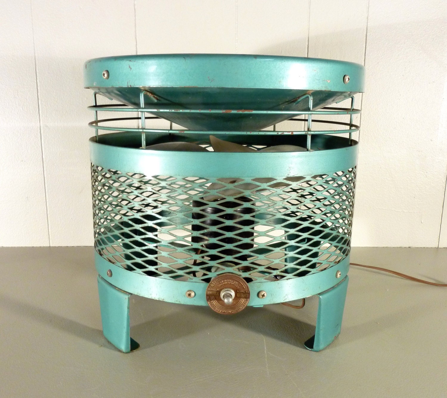 hassock fan vintage 50s Circulair Kisco co blue green