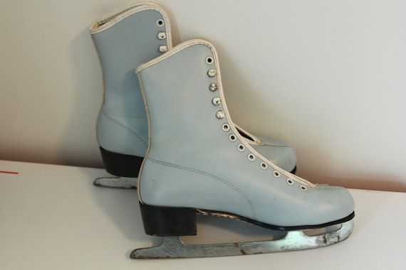 https://discoverthedinosaurs.com/how-are-ice-skates-made/