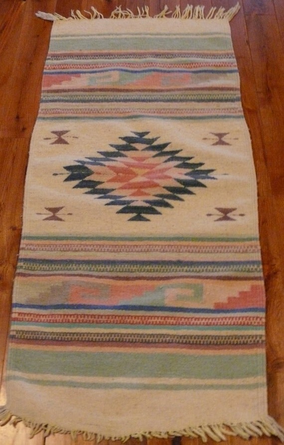 Vintage Peruvian / Southwest woven rug / Wall hanging